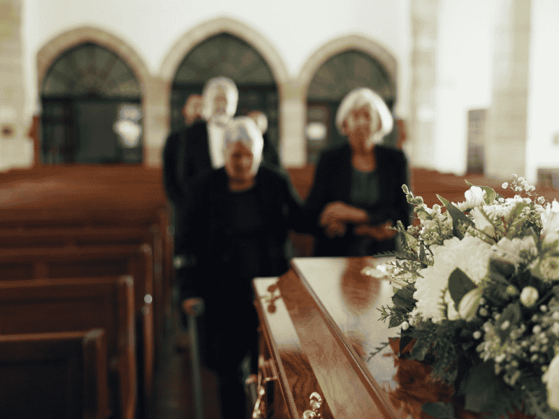 Préparer ses obsèques de son vivant en Belgique : pourquoi, comment et avec qui ?